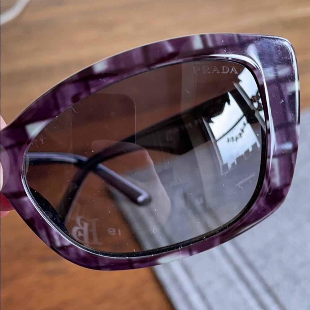 Prada Sunglasses - Picture 4 of 16